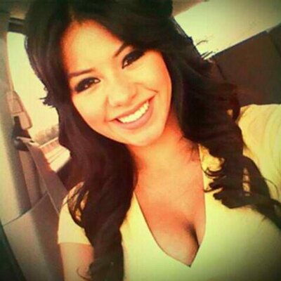 Profile Picture of Esmeralda Moreno (@Esmy2289) on Twitter