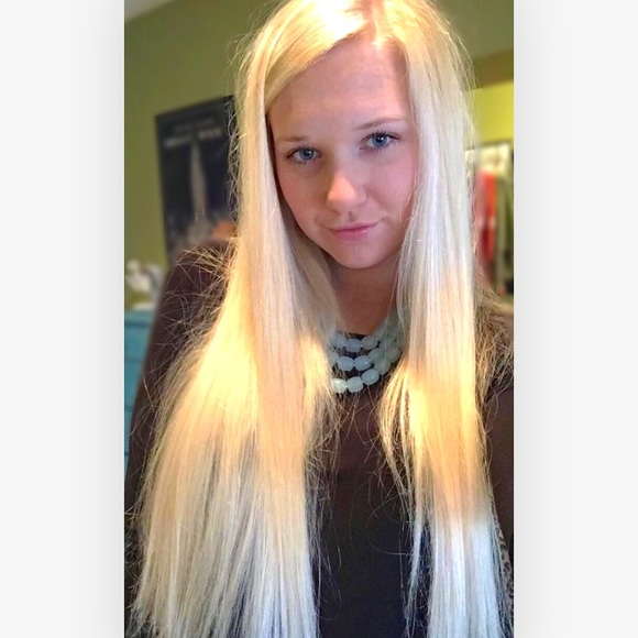 Profile Picture of Alexa Dixon (@alexa_morgan5) on Poshmark