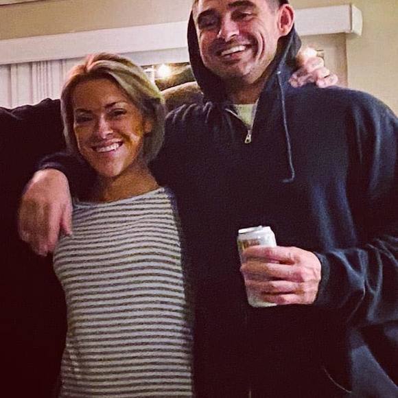 Profile Picture of Valerie Smithers (@vsmithers88) on Poshmark