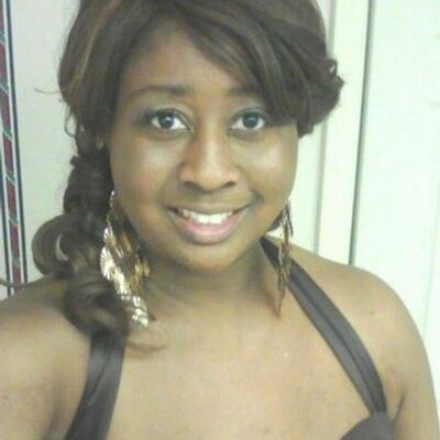 Profile Picture of Cassandra Adams (@PoeticChic) on Twitter