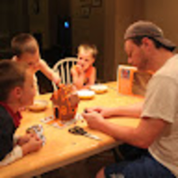 Profile Picture of Matt Silva (@mattgsilva) on Poshmark