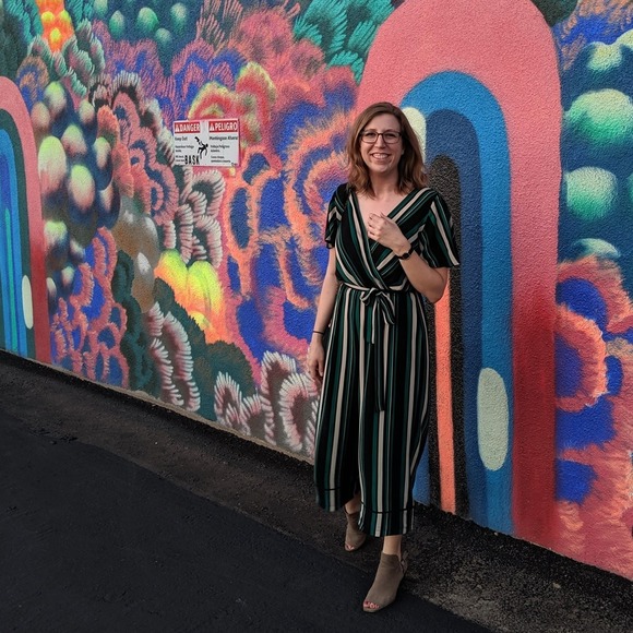 Profile Picture of Melissa Broaddus (@melissabroaddus) on Poshmark