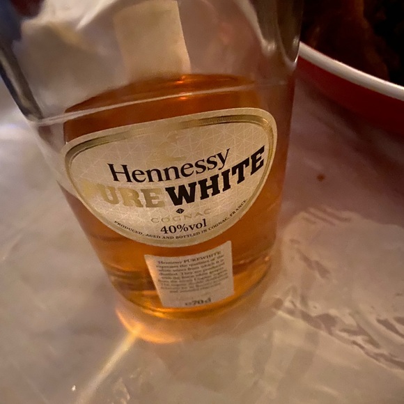 Profile Picture of Anderson Calixte (@andersoncalixte) on Poshmark