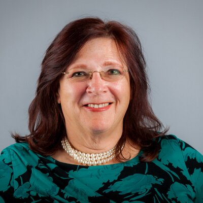 Profile Picture of Valerie Edwards (@HatchersVE) on Twitter