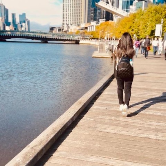 Simmi Simmi - Poshmark Profile Picture of Simmi Simmi (@simmi21official) on Poshmark