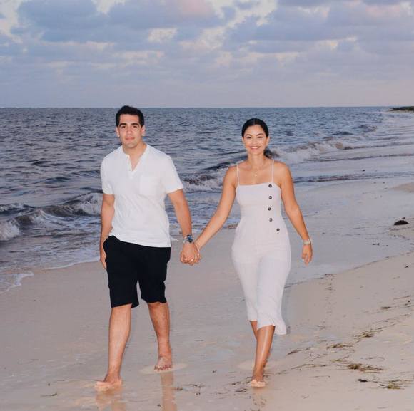 Profile Picture of Janaína Silva (@silvajgo) on Poshmark