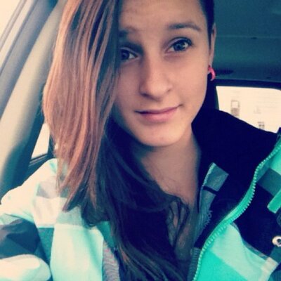 Profile Picture of Julia Klassen (@JuliaKKlassen) on Twitter
