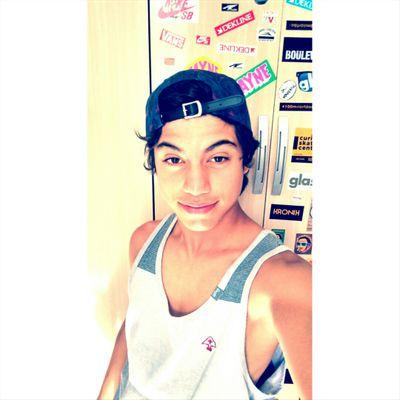 Profile Picture of Marlon Roger (@5ede16aff5f04a7) on Twitter
