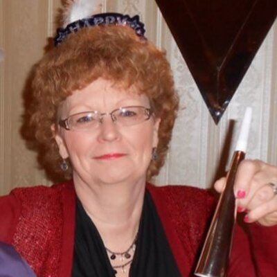 Profile Picture of Debbie Eckert (@debbiesue730) on Twitter