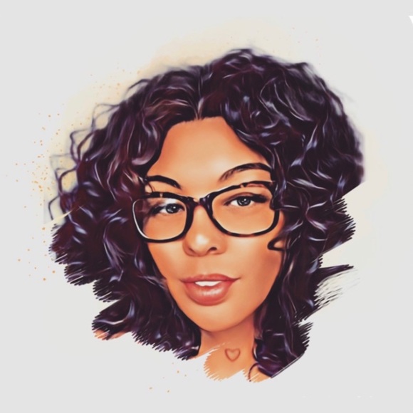 Profile Picture of Jae Williams (@jaequeen88) on Poshmark