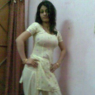 Profile Picture of Rupali Singh (@rupali.singh.9634340) on Facebook