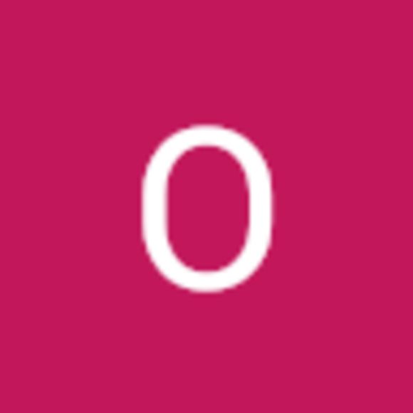 Profile Picture of Olivia Gateley (@ogateley21) on Poshmark