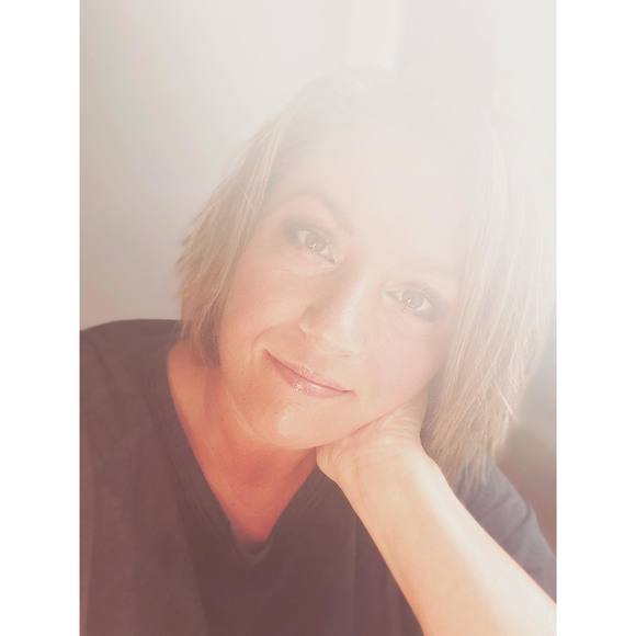 Profile Picture of Danielle Doughty (@kempdaniellel) on Poshmark