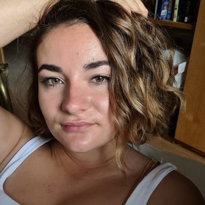 Profile Picture of Catherine (@catherineregan0) on Twitter