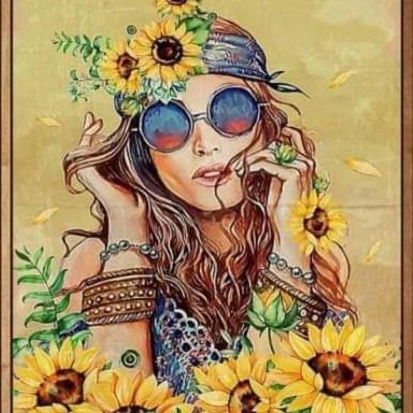 Profile Picture of Nancy Hawkins (@nancyhawkins798) on Poshmark
