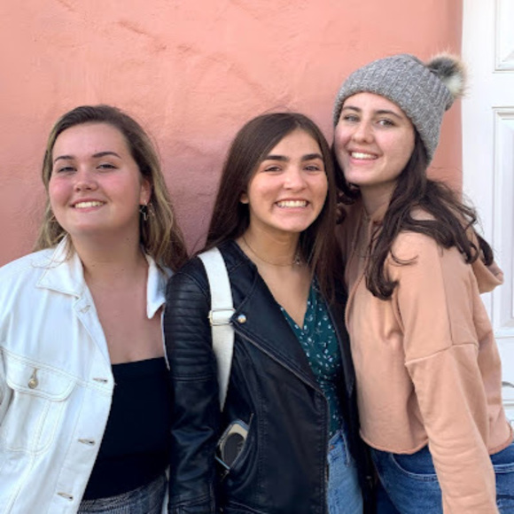 Profile Picture of Sienna Wayman (@mylifeassienna7) on Poshmark