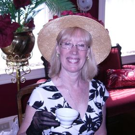 Profile Picture of Beverly Ellis (@cleverlybeverly) on Pinterest