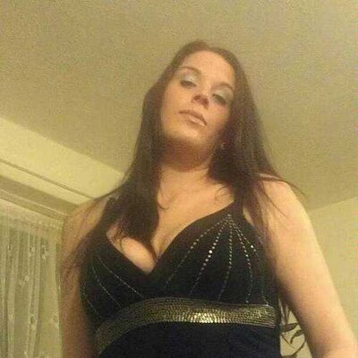 Profile Picture of Jasmine Walsh (@jazzy1987pompey) on Twitter