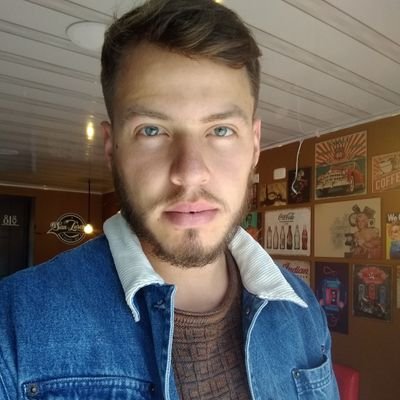 Profile Picture of Michael Vallejo Viveros (@michaelvalle102) on Twitter