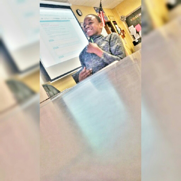 Profile Picture of Stephen Thomas (@stephen789) on Poshmark