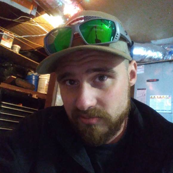 Profile Picture of Dustin Stancil (@dustinstancil) on Poshmark