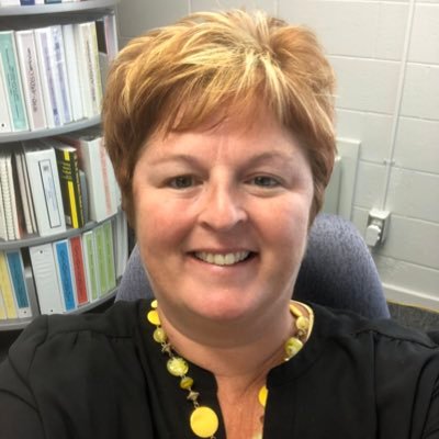 Profile Picture of Lisa Oetting (@LisaOetting) on Twitter