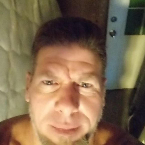 Profile Picture of Paul Kruse (@paulkruse) on Poshmark