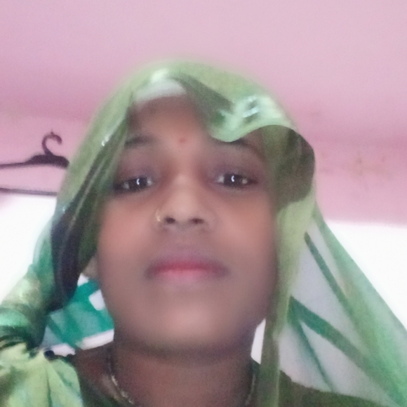 Profile Picture of Ram dulari Devi (@grhfr77) on Poshmark