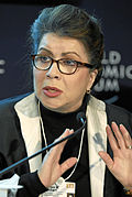 Profile Picture of Carmen Reinharton Wikipedia