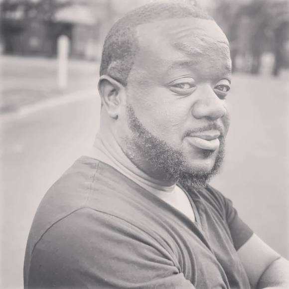 Profile Picture of Ronald Gibson (@ronnieg334) on Poshmark