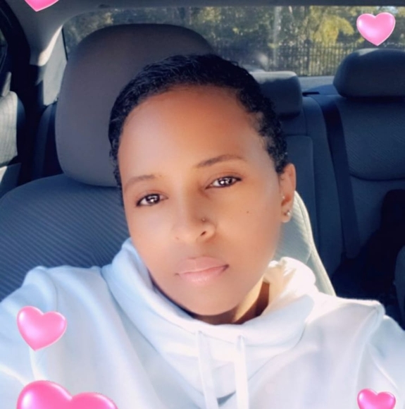 Profile Picture of Tihara Barbee (@tiharabarbee) on Poshmark