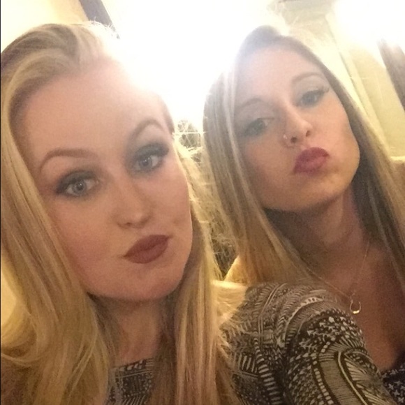 Profile Picture of Jackie Oehrlein (@jackieox7) on Poshmark