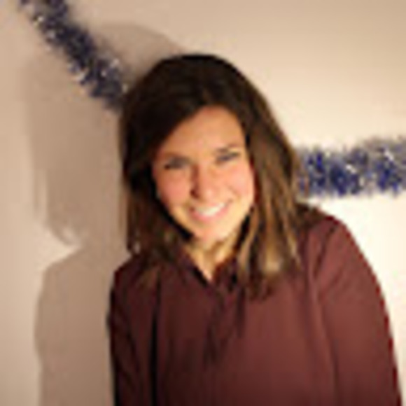 Tracy Frydberg - Poshmark Profile Picture of Tracy Frydberg (@tracyfrydberg) on Poshmark