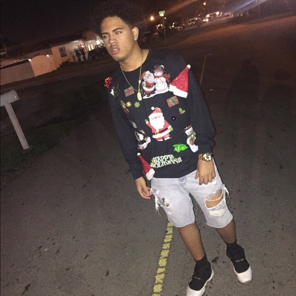 Profile Picture of Erick Vizcaino (@kingace416) on Poshmark