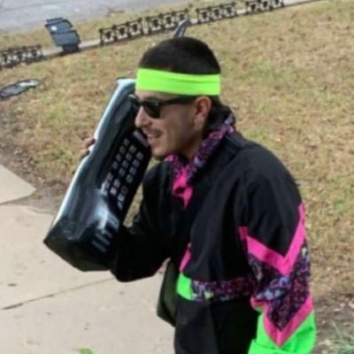 Profile Picture of Tony Snow (@DonnieDenaro) on Twitter