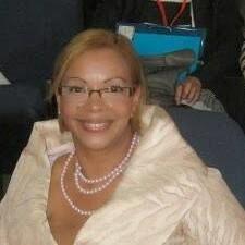 Profile Picture of Maria Elena Paneque (@malebellisima) on Twitter