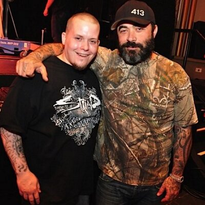 Profile Picture of Eric Swartz (@VVBlightVV) on Twitter