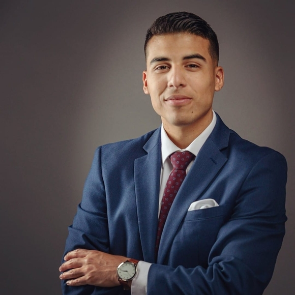 Profile Picture of Steve Rivas (@steve503) on Poshmark