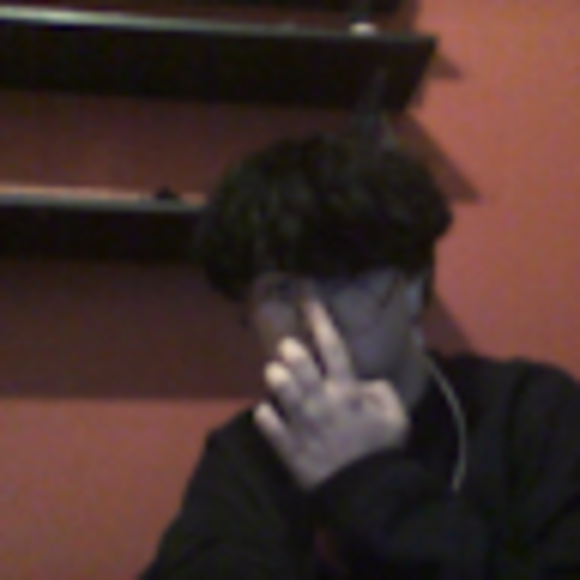 Profile Picture of Grey Grey (@greygrey660) on Poshmark