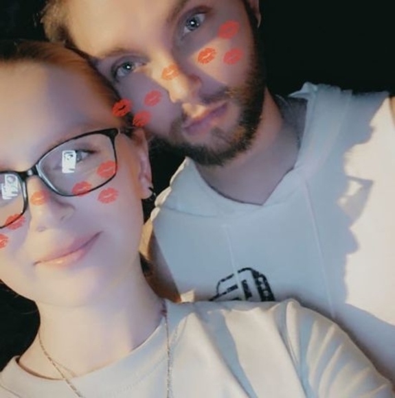 Profile Picture of Nicole Caponero (@nicolecapon) on Poshmark