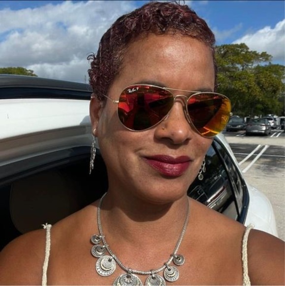 Profile Picture of Julian Mackay-wiggan (@julian2of3) on Poshmark