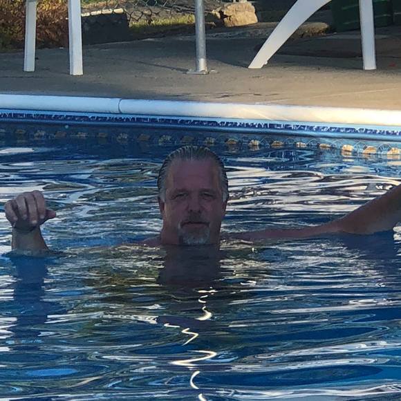 Profile Picture of Gene Sternkopf (@gsternkopf) on Poshmark