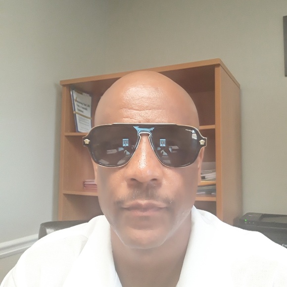 Profile Picture of Jason Slaughter (@jslaughter04) on Poshmark