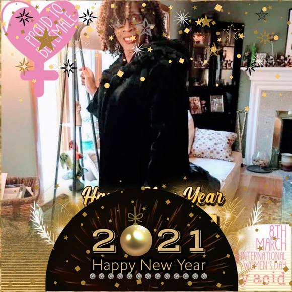 Profile Picture of Zelma Wilds (@niwka) on Poshmark