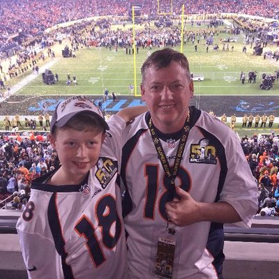 Profile Picture of Mike Curtis (@MikeCurtis12) on Twitter