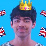 Profile Picture of All Of My Darlings Are Here! (@melodramaticandrew) on Instagram