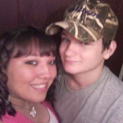 Profile Picture of Shari Beth Lambert (@ShariBeth14) on Twitter