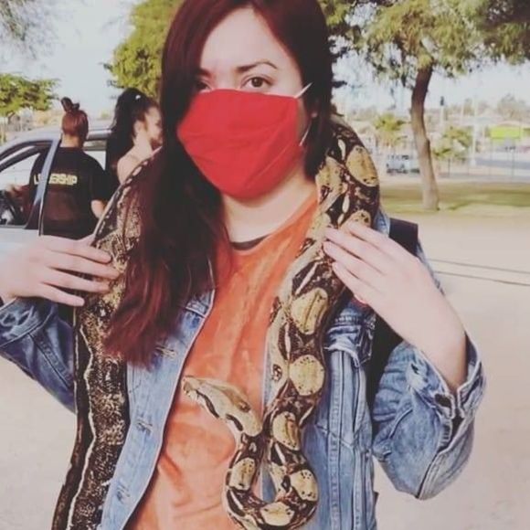 Profile Picture of Daniela Gjertsen wolf (@shoplove00) on Poshmark
