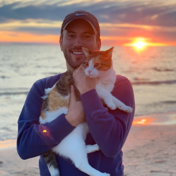 Profile Picture of Jake Rehorst (@jrehorst) on Poshmark