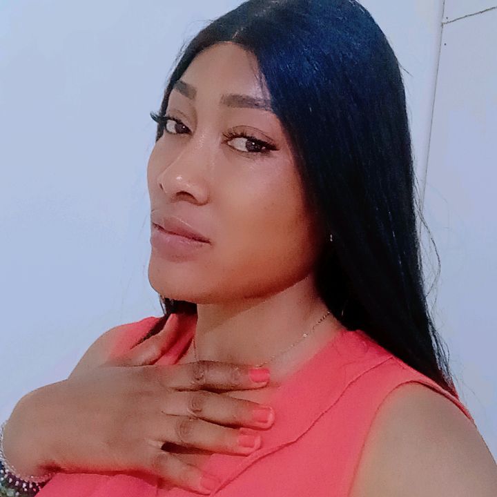 Profile Picture of paulemireilletibe (@paulemireilletibe) on Tiktok